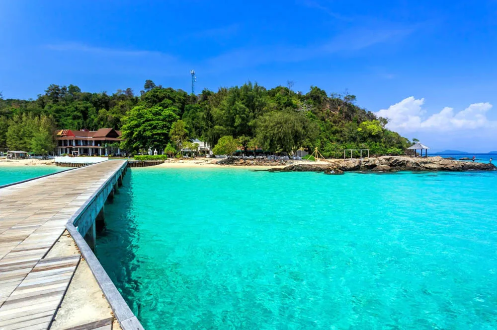 The pier at Mai Ton Island