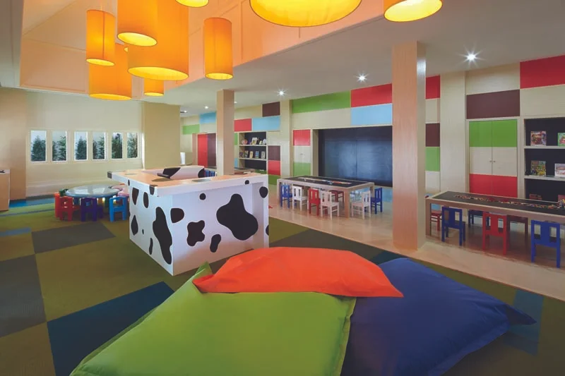 Spacoius and colourful indoor kids club