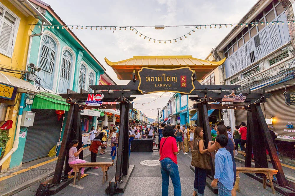 Lard Yai walking street on Thalang Road