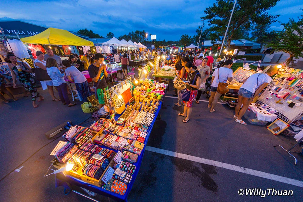 Boat Avenue Friday Market