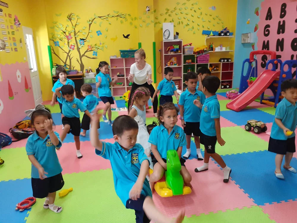 Kids playing in a classroom